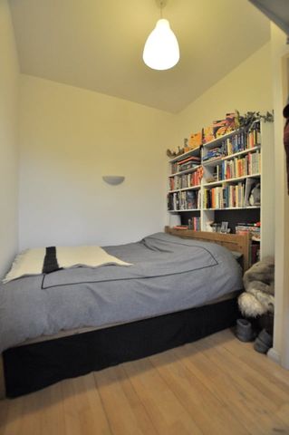 1 Bed Flat, Columbia Road, E2 - Photo 4