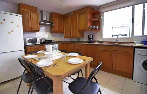 Carrer del Clariano, Valencia, Valencian Community 46021 - Photo 1