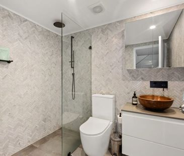 Fully Furnished Penthouse with Panoramic Views & Parking | Short Te... - Photo 6