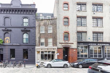 City Location 1 bedroom property with balcony near old street station - Photo 3