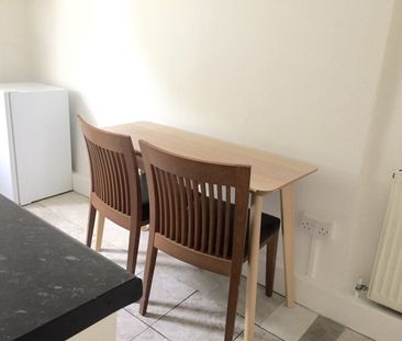 1 Bed Flat, Caledonian Road, N1 - Photo 1