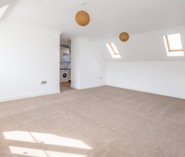 Galanos, Long Itchington, Southam - Photo 2