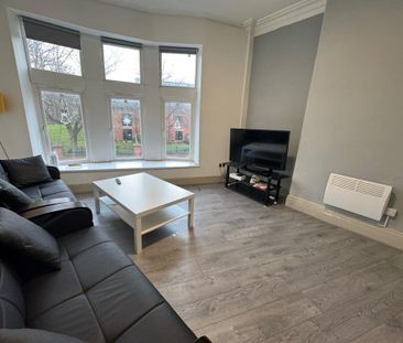 3 bedroom block of apartments to rent - Photo 1