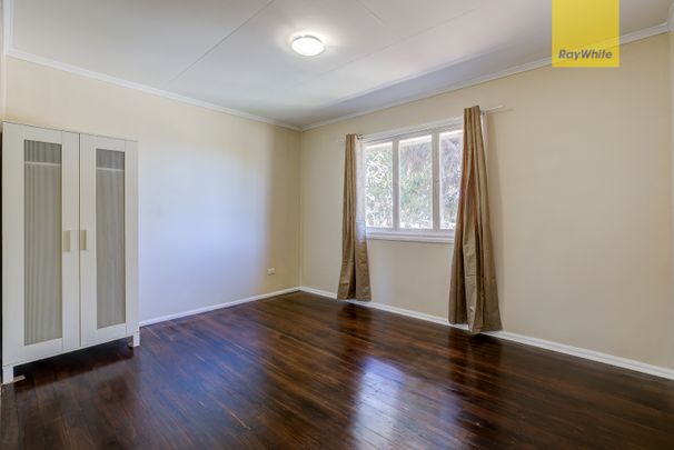 21 Stubbs Road, Woodridge QLD 4114 - House For Rent - $580 | Domain - Photo 1