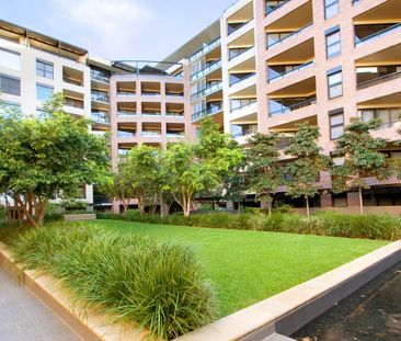 Spacious 1 Bedroom Apartment with parking - Photo 2