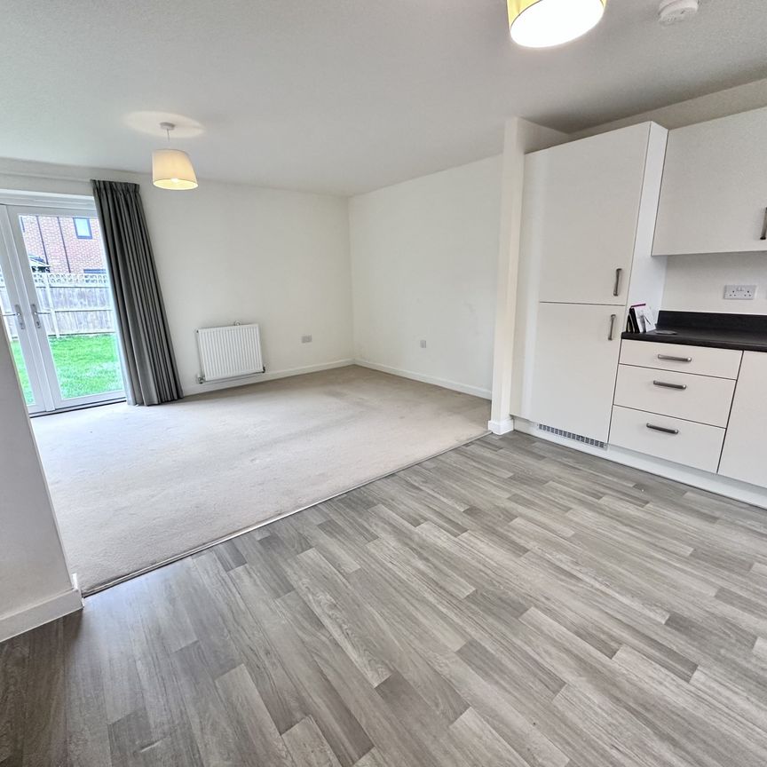 Parkhall Drive, Doncaster, Askern - Photo 1