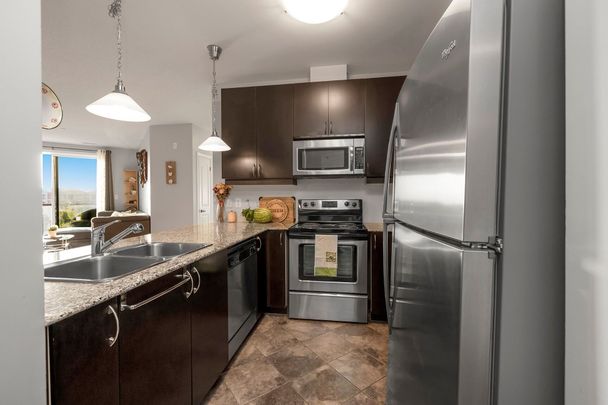 For Lease - 383 Main Street Unit# 424, Milton, Ontario - Photo 1