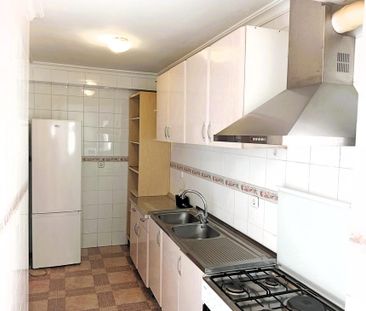 Camas, Andalusia 41910 - Photo 6