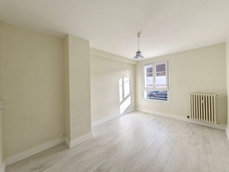 Location Appartement 2 pièces 53m² - Photo 3