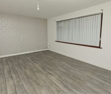 End of terrace house to rent on - Photo 2