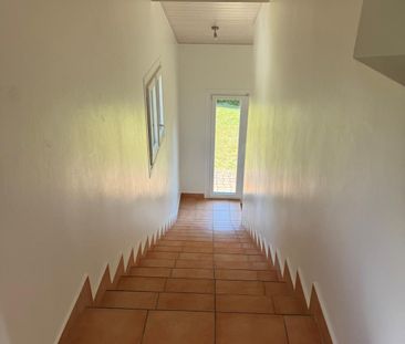 5-room detached villa with beautiful lake view and large garden - Photo 5