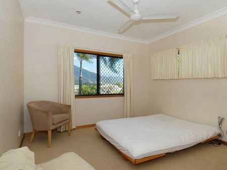 13 St Albans Close, Brinsmead QLD 4870 - House For Rent | Domain - Photo 5