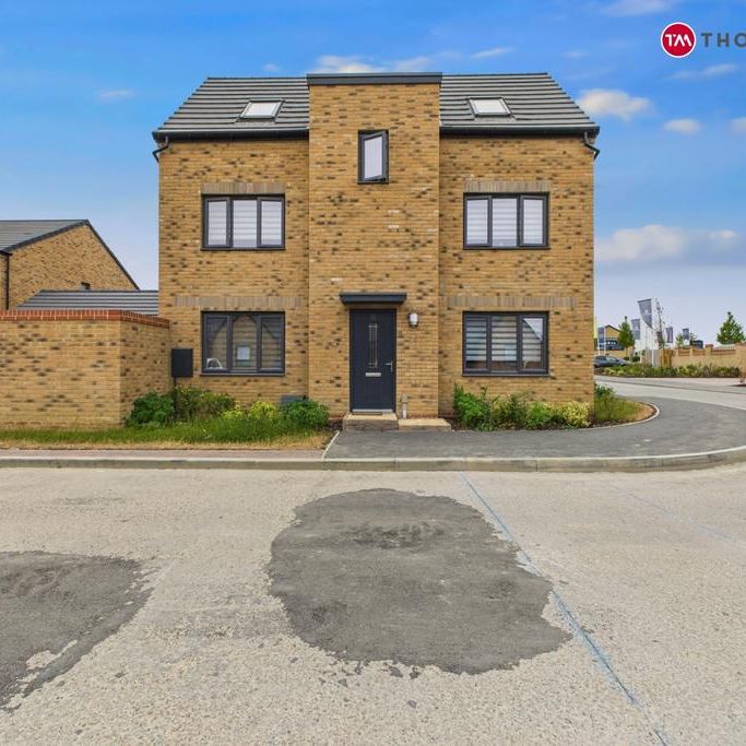 4 bedroom detached house to rent - Photo 1