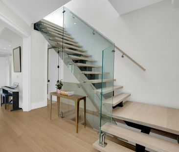 42 Carmichael Ave, ON, CA, Toronto - Photo 4