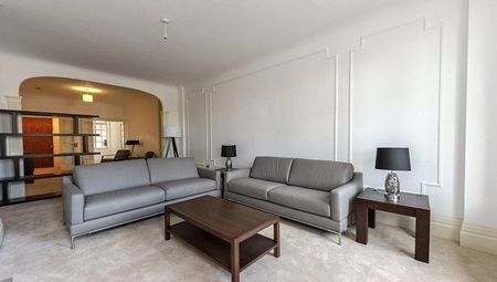 5 bedroom mansion flat with 2 receptions and 2 bathrooms in St. Johns Wood, NW8 - Photo 2