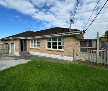 2 Bedrooms plus Conservatory - Photo 5