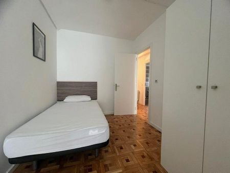 Calle de Fermín Caballero, Madrid, Community of Madrid 28034 - Photo 3