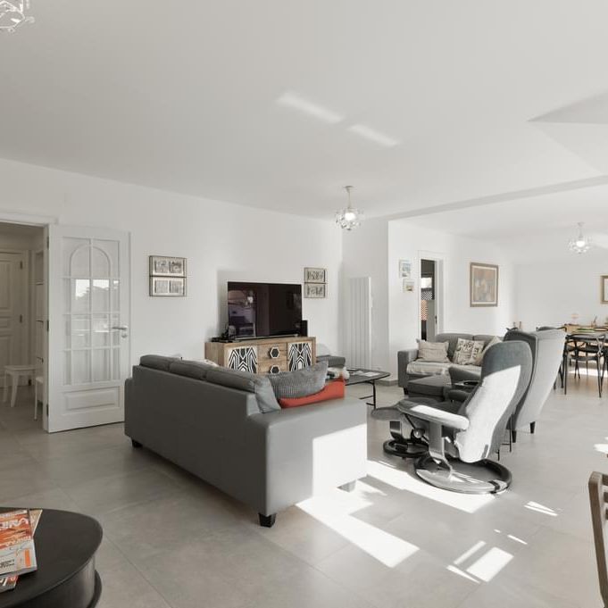 4 Bedroom Apartment with garden, Monte Estoril, Cascais - Photo 1