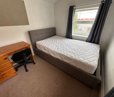 4 bedroom house - Photo 4