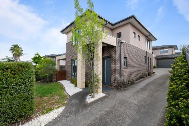 1/39 Neville Street, Box Hill South VIC 3128 - House For Rent | Domain - Photo 1