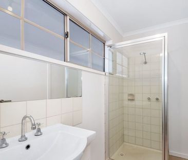 ROOM FOR RENT – 8 Bedroom Sharehouse in Highton, enjoy your own air... - Photo 6