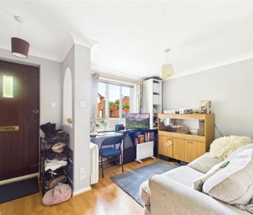 1 bedroom House in Simkins Close, Winkfield Row - Photo 2