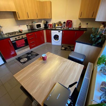 3 bedroom house to rent - Photo 3