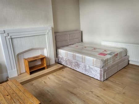House share to rent - Photo 5