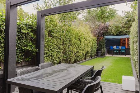 2 Bed Terraced House, Henley Drive, SE1 - Photo 3