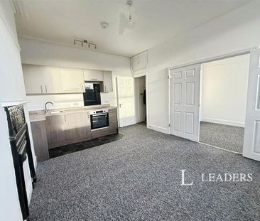 1 bedroom house to rent - Photo 2
