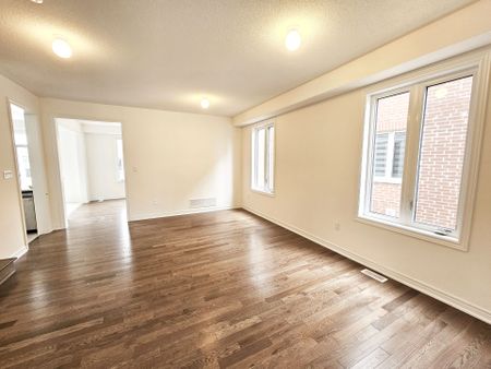 For Lease - 372 Leanne Lane, Shelburne, Ontario - Photo 2