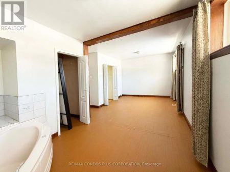 105 PARK AVENUE - Photo 2