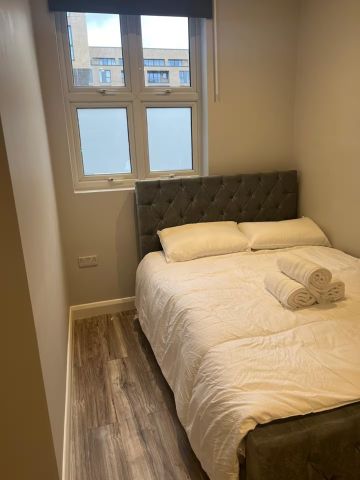 2 Bed Flat, Summerstown, SW17 - Photo 3