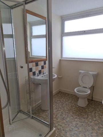 Unit 4, 65 University Avenue, Belfast, BT7 1GY - Photo 2