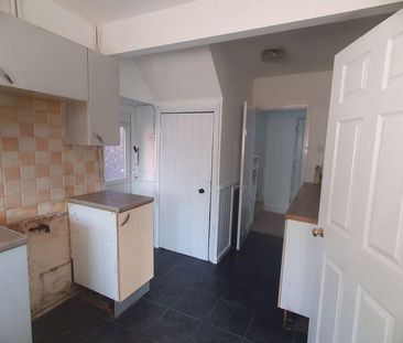 3 bedroom terraced house to rent - Photo 6