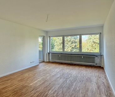 Großzügige + helle 3-Zimmer-Wohnung mit Balkon in guter Lage - Photo 1