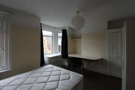 Highfield Lane, Southampton, SO17 - Photo 3