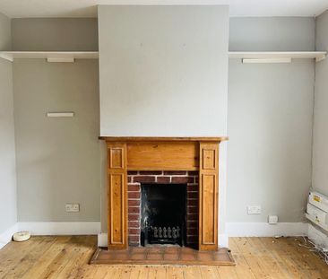 3 bedroom terraced house to rent - Photo 2