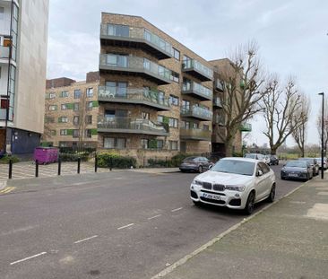 A Fine Shared House share for Rent near Canary Wharf Room B - Photo 3