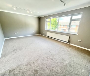 Barnstaple Road, Southend-on-Sea, Essex, SS1 3PA - Photo 2