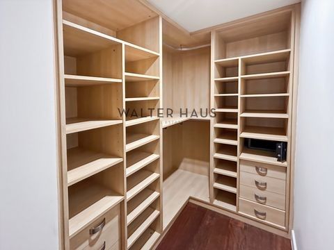 Barcelona, Barcelona - Photo 1