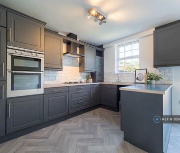 1 bedroom in a house share to rent - Photo 4