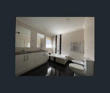 3 Bedroom house in Doncaster Primary and Secondary school zone - Photo 6