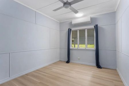 3 Duce Street, Bundamba QLD 4304 - Photo 4