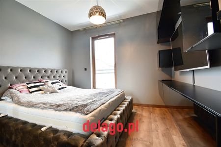 Elegancki dwupoziomowy apartament z ogródkiem - Photo 3