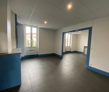 Location Appartement 3 pièces 65m² BOURG LES VALENCE 26500 - Photo 2