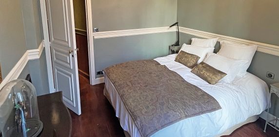 Appartement à louer à Paris 8Ème - Photo 2