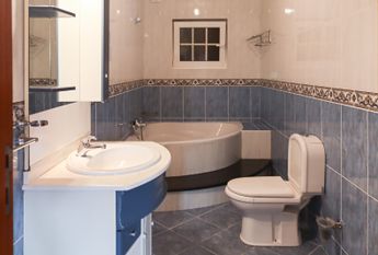 Floor of 2 bedroom villa, partially furnished and semi equipped in Requeixo!