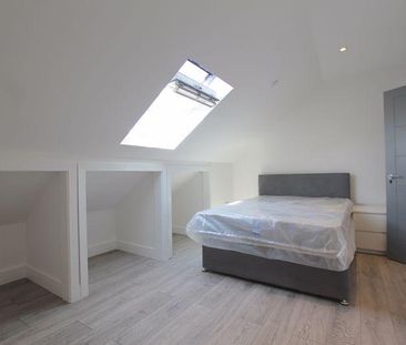 3 bedroom apartment to rent - Photo 4