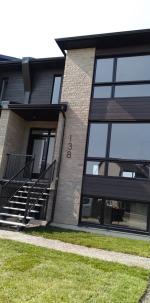 3 1/2 - 1 CHAMBRE/1 SALLE BAIN/EAU - Photo 1